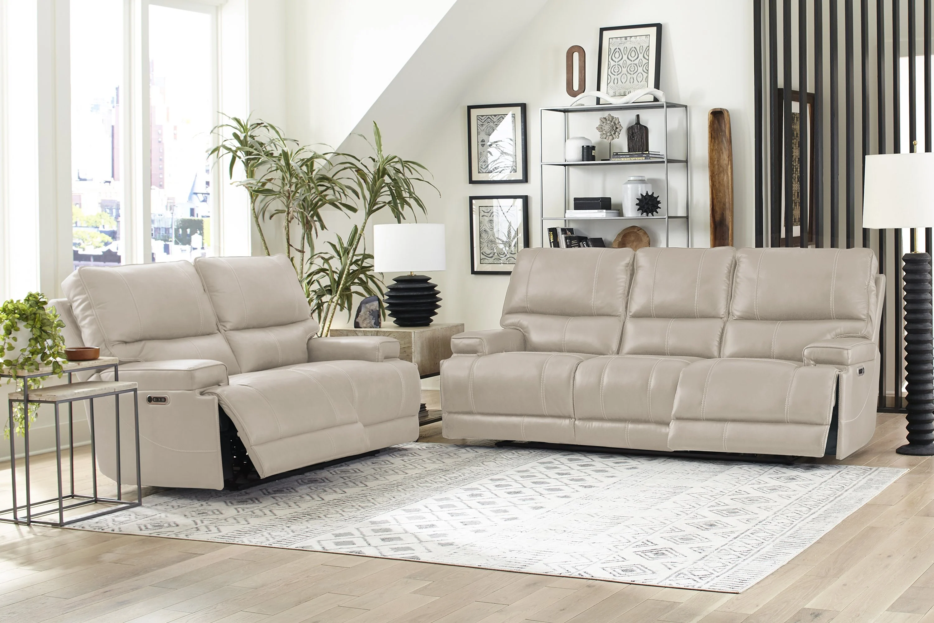 WHITMAN - VERONA LINEN Powered By FreeMotion Power Reclining Collection - Image 3